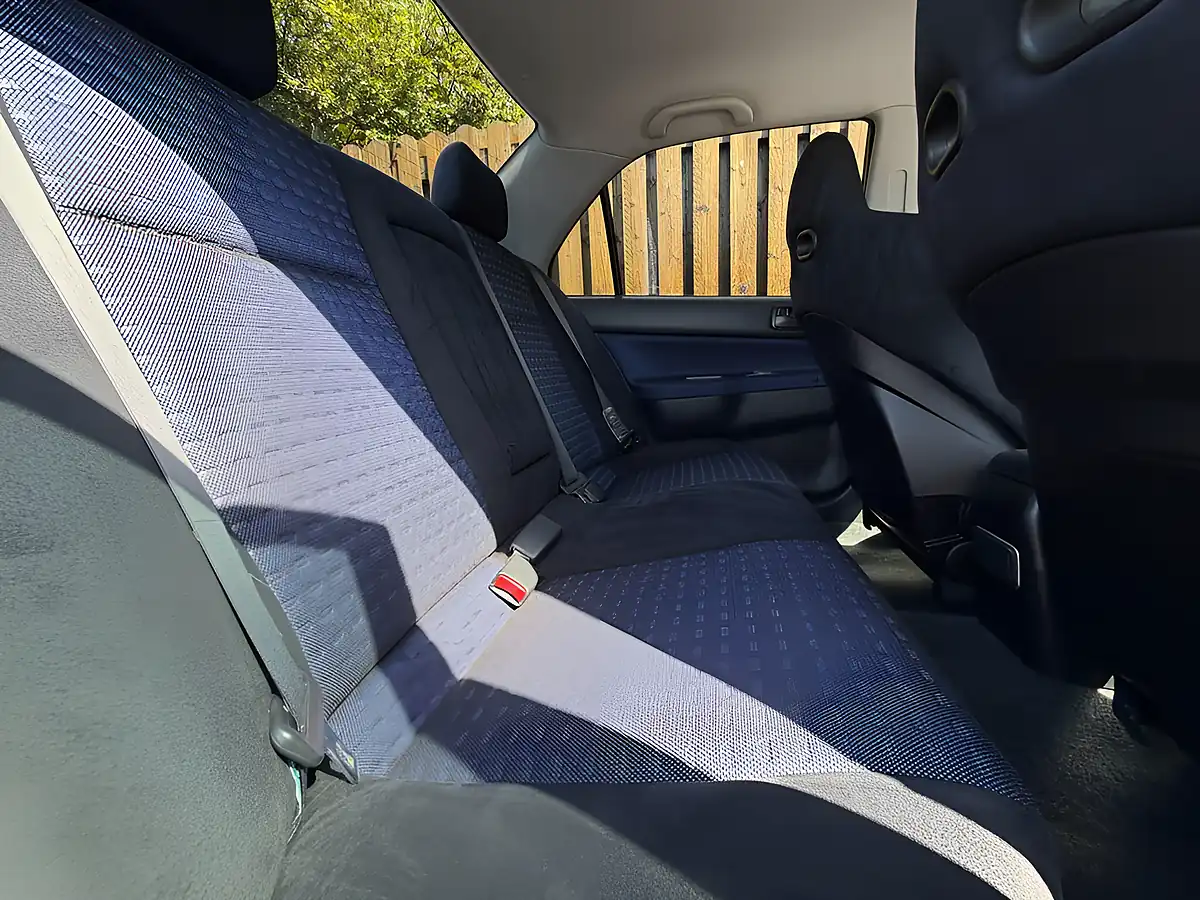 Used 2004 Mitsubishi Lancer Evo Viii 260 Black - Interior and Exterior details 14