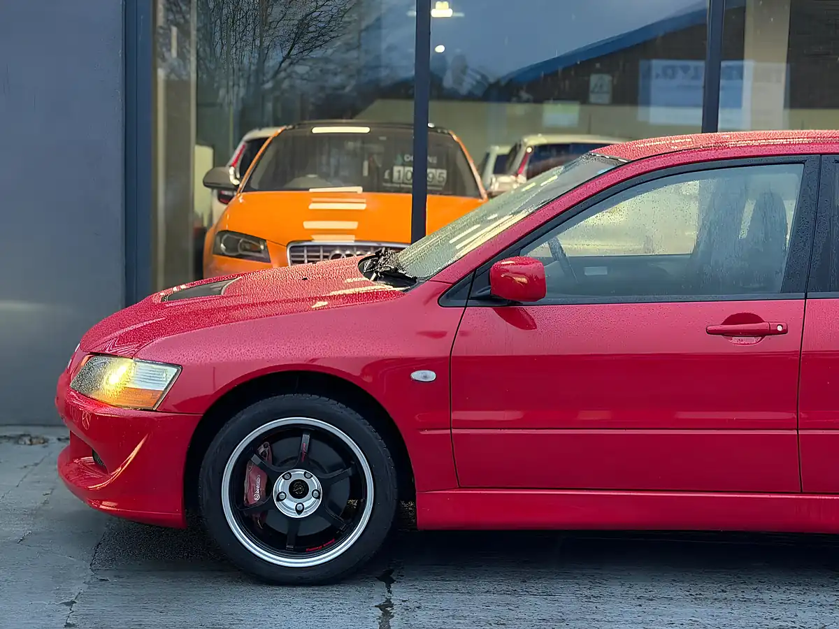 Used 2004 Mitsubishi Lancer Evo Viii Mr Red - Interior and Exterior details 8