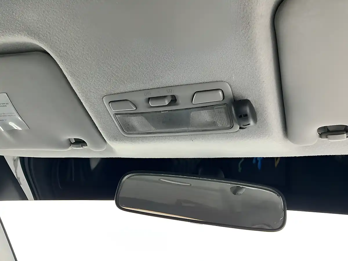 Used 2004 Mitsubishi Lancer Evo Viii Mr Silver - Interior and Exterior details 11