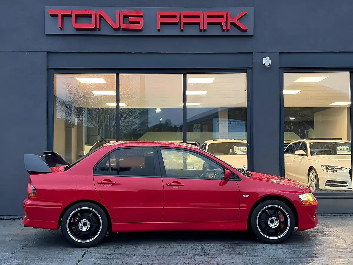 Used 2004 Mitsubishi Lancer Evolution Viii Mr Red - Interior and Exterior details 10