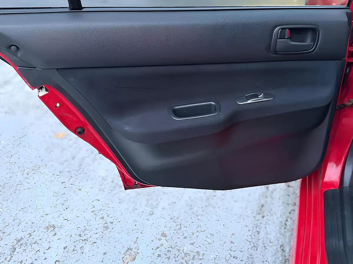 Used 2004 Mitsubishi Lancer Evolution Viii Mr Red - Interior and Exterior details 17