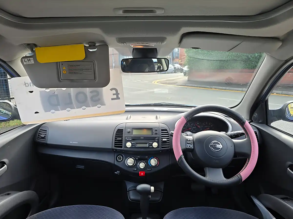 Used 2004 Nissan Micra Se Blue - Interior and Exterior details 14