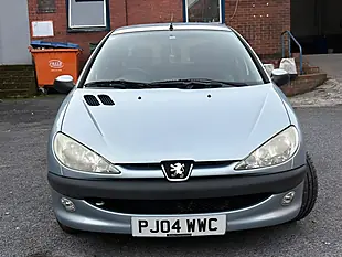Used 2004 Peugeot 206 Fever Silver - Interior and Exterior details 10