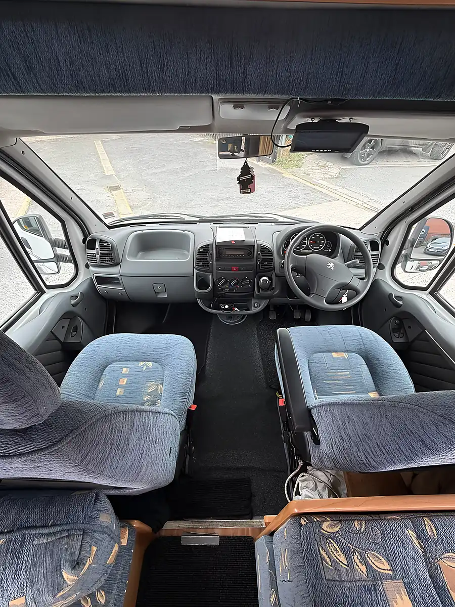 Used 2004 Peugeot Boxer 290 Lx Mwb White - Interior and Exterior details 15
