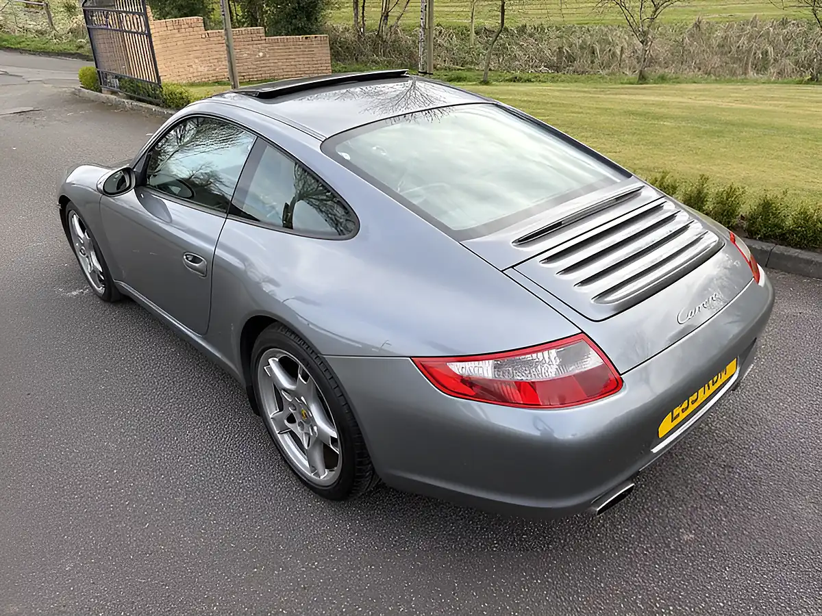 Used 2004 Porsche 911 Carrera 2 Seal Grey - Interior and Exterior details 10