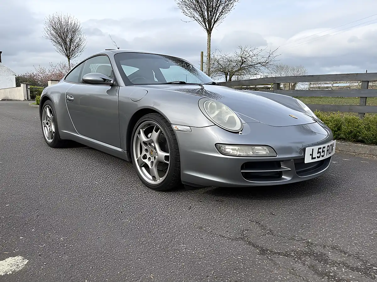 Used 2004 Porsche 911 Carrera 2 Seal Grey - Interior and Exterior details 3