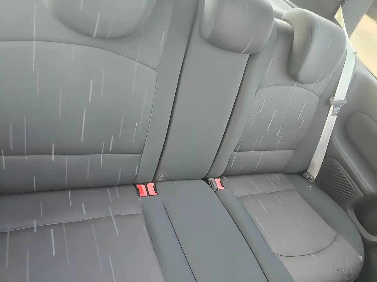 Used 2004 Renault Clio Dynamique Black - Interior and Exterior details 20