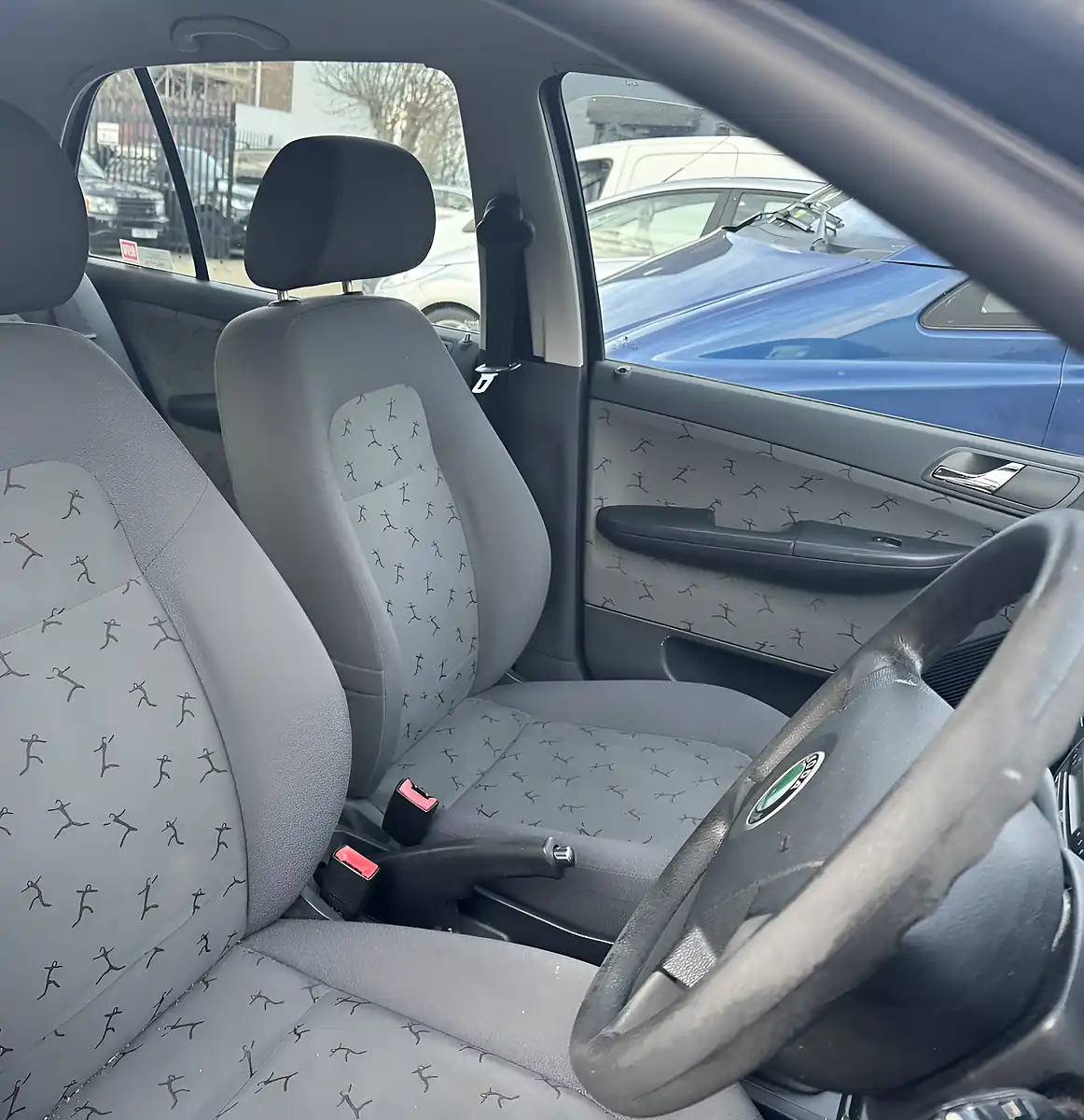 Used 2004 Skoda Fabia Elegance Black - Interior and Exterior details 7