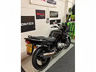 Used 2004 Suzuki GS500F K4 Metallic Black - Interior and Exterior details 4