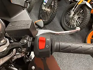 Used 2004 Suzuki GS500F K4 Metallic Black - Interior and Exterior details 6