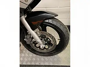 Used 2004 Suzuki GS500F K4 Metallic Black - Interior and Exterior details 7