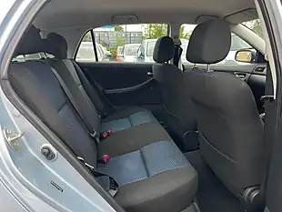 Used 2004 Toyota Corolla T3 Blue - Interior and Exterior details 11