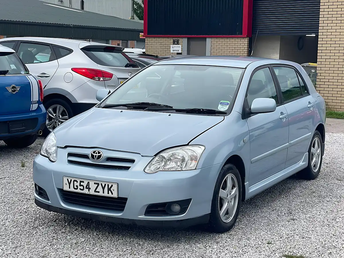 Used 2004 Toyota Corolla T3 Blue - Interior and Exterior details 2