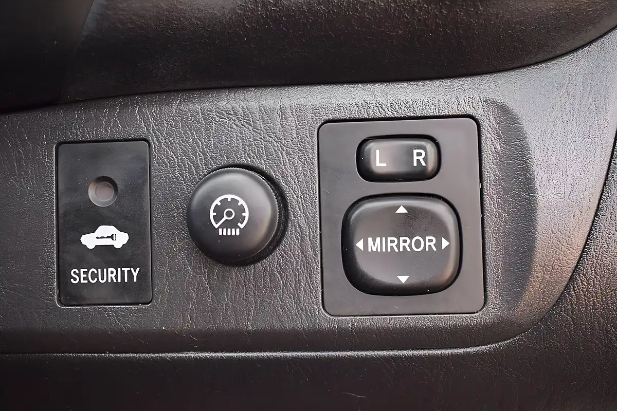 Used 2004 Toyota RAV4 XT3 Grey - Interior and Exterior details 19