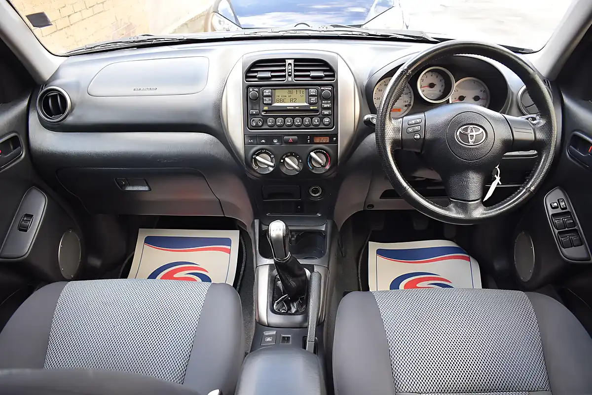 Used 2004 Toyota RAV4 XT3 Grey - Interior and Exterior details 20