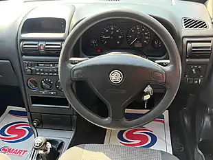 Used 2004 Vauxhall Astra Van Ls White - Interior and Exterior details 4