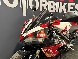 Used 2004 Yamaha R1 - Interior and Exterior details 16