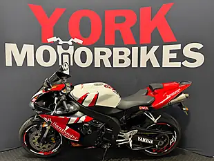 Used 2004 Yamaha R1 - Interior and Exterior details 2