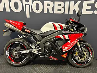 Used 2004 Yamaha R1 - Interior and Exterior details 3