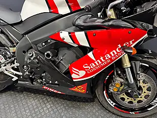 Used 2004 Yamaha R1 - Interior and Exterior details 9