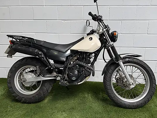 2004 Yamaha TW225