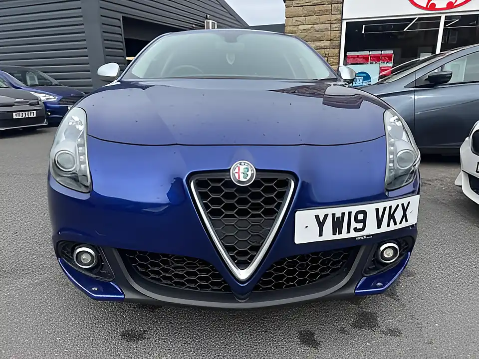 Used 2005 Alfa Romeo Giulietta Super Blue - Interior and Exterior details 2