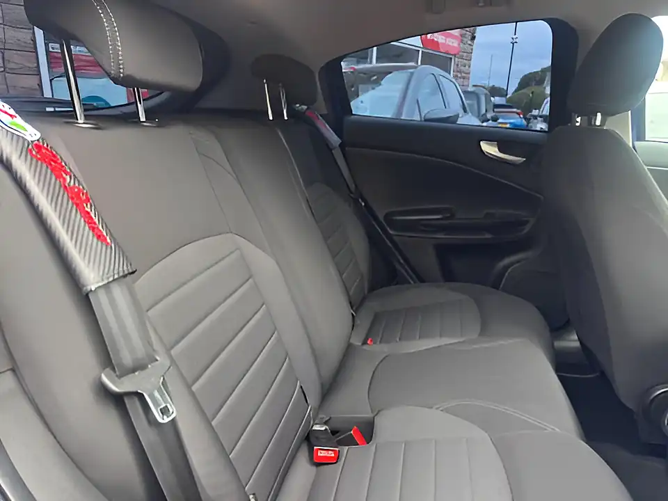Used 2005 Alfa Romeo Giulietta Super Blue - Interior and Exterior details 7