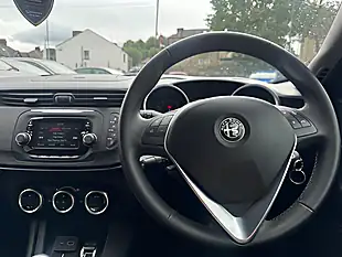 Used 2005 Alfa Romeo Giulietta Super Blue - Interior and Exterior details 9