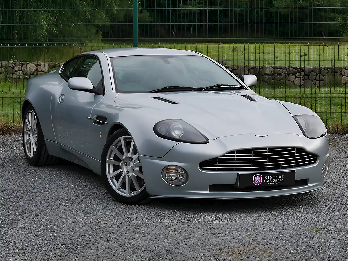 Used 2005 Aston Martin Vanquish S Coupe - Front View