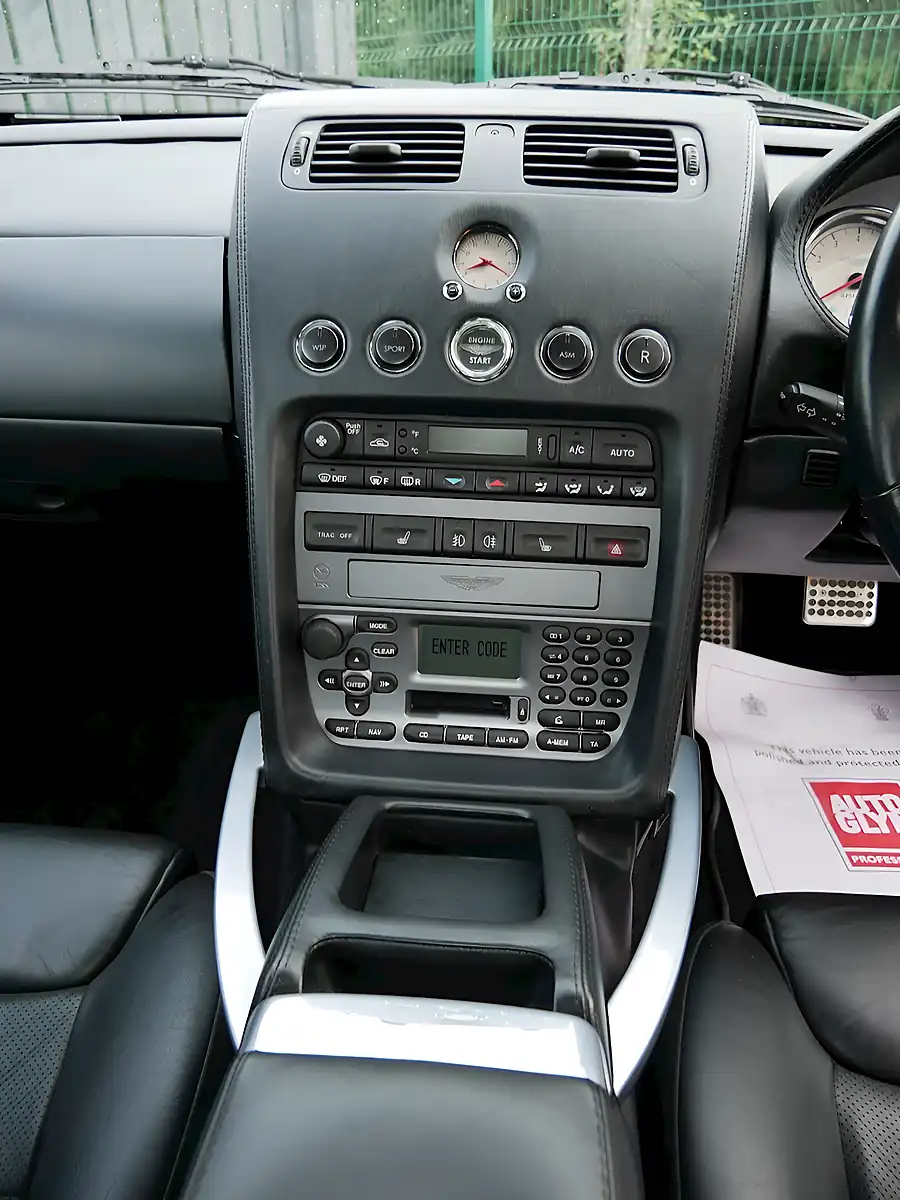 Used 2005 Aston Martin Vanquish S Titanium Silver - Interior and Exterior details 14