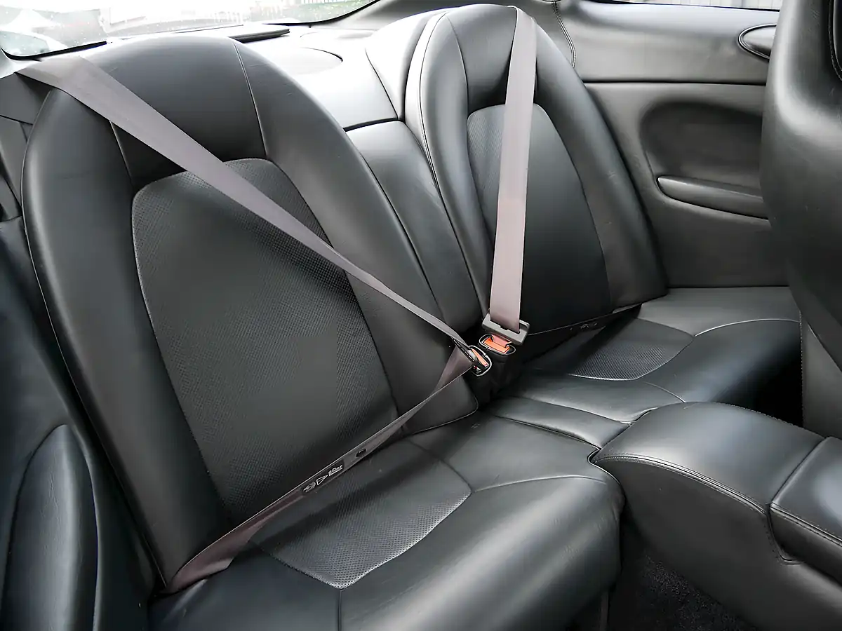 Used 2005 Aston Martin Vanquish S Titanium Silver - Interior and Exterior details 15