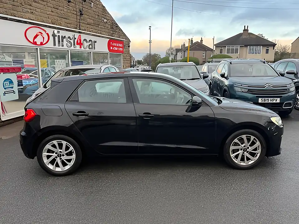 Used 2005 Audi A1 Sport Black - Interior and Exterior details 7