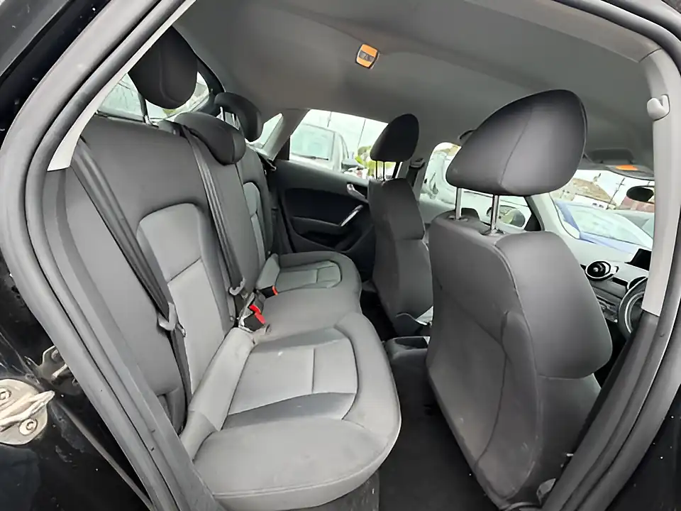 Used 2005 Audi A1 Sportback Sport Black - Interior and Exterior details 9