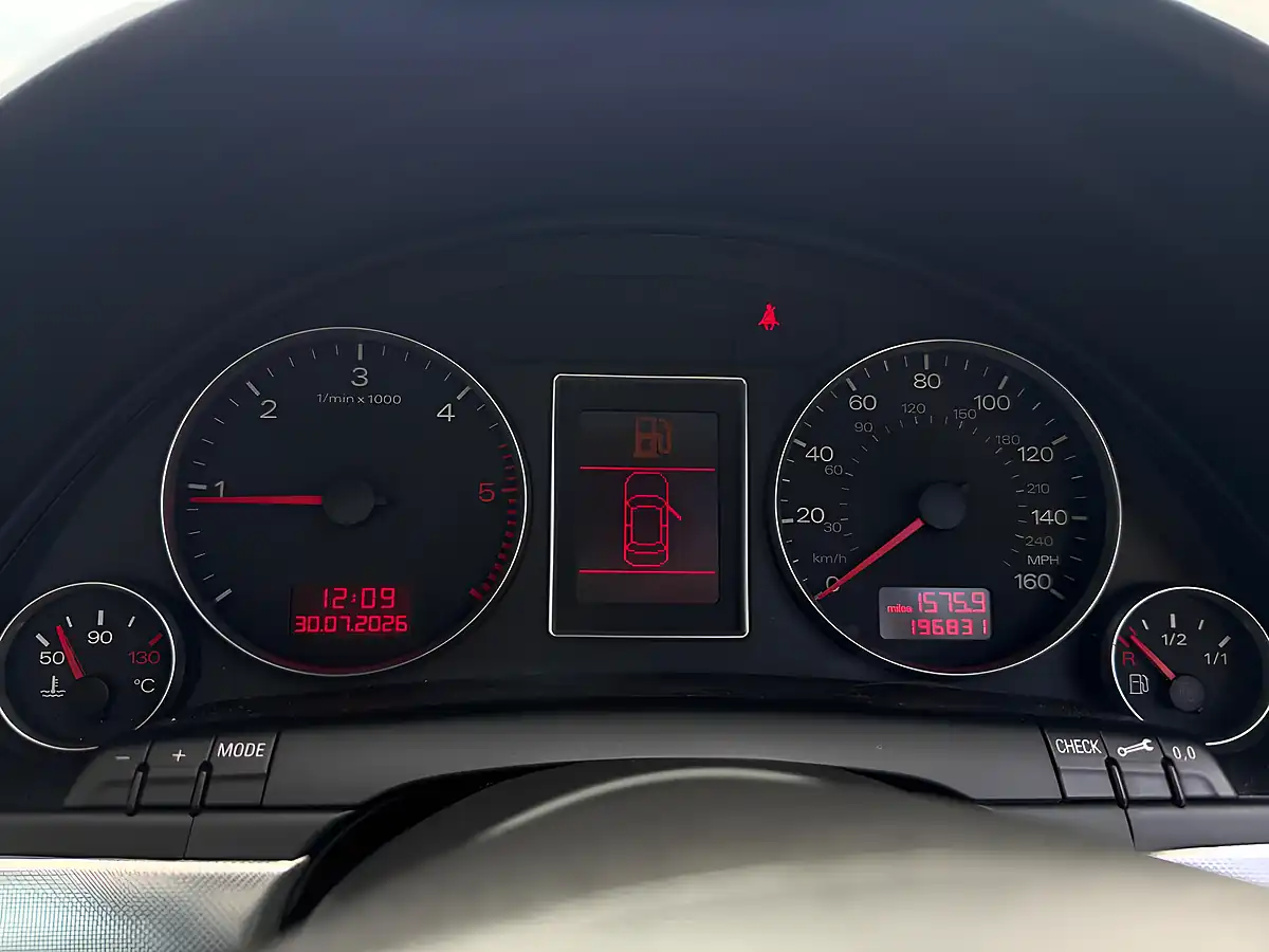 Used 2005 Audi A4 Se Blue - Interior and Exterior details 16