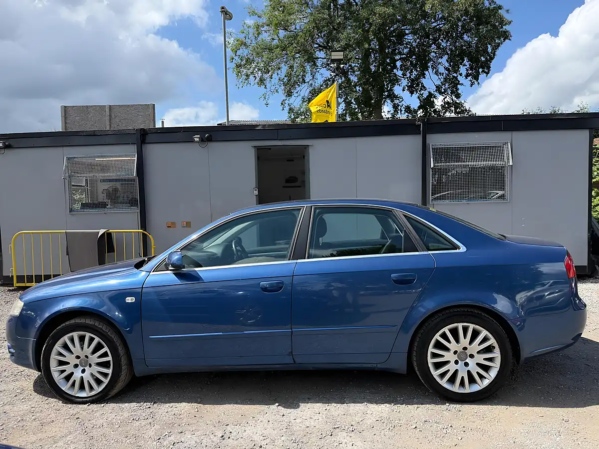 Used 2005 Audi A4 Se Blue - Interior and Exterior details 4