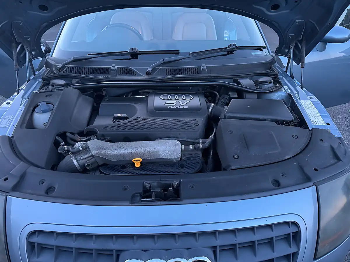 Used 2005 Audi Tt Coupe Blue - Interior and Exterior details 17