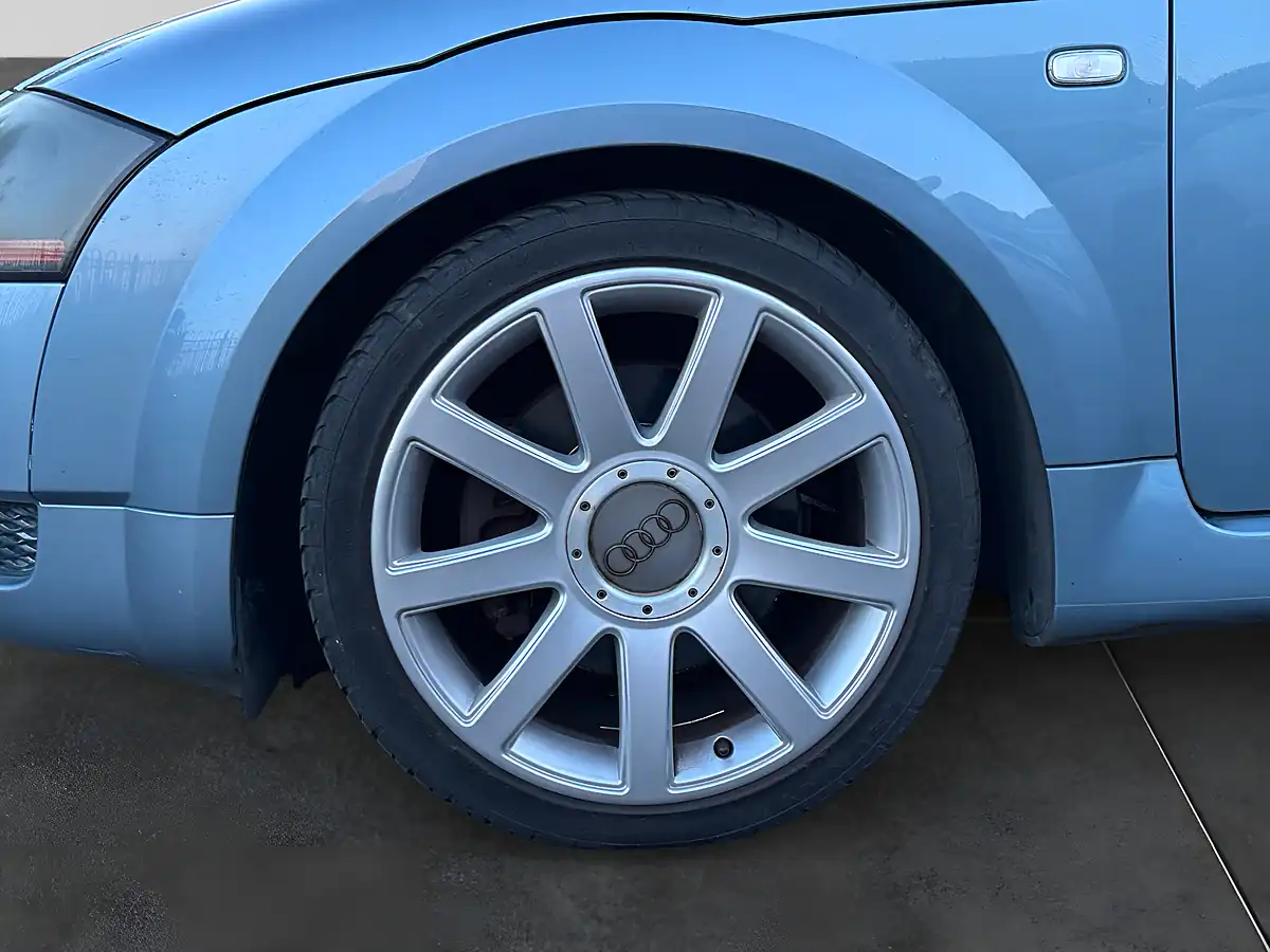 Used 2005 Audi Tt Coupe Blue - Interior and Exterior details 9