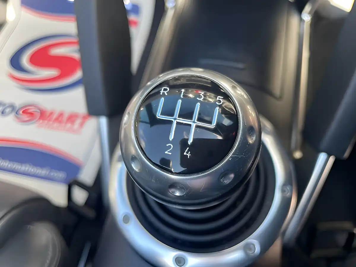 Used 2005 Audi Tt Roadster Silver - Interior and Exterior details 20