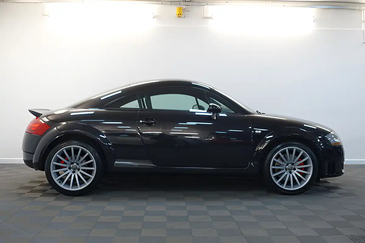 Used 2005 Audi Tt Sport 240 Qs Black - Interior and Exterior details 12