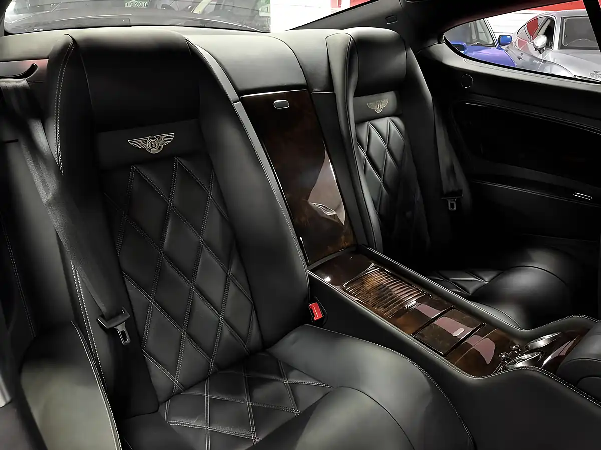 Used 2005 Bentley Continental GT Silver - Interior and Exterior details 11