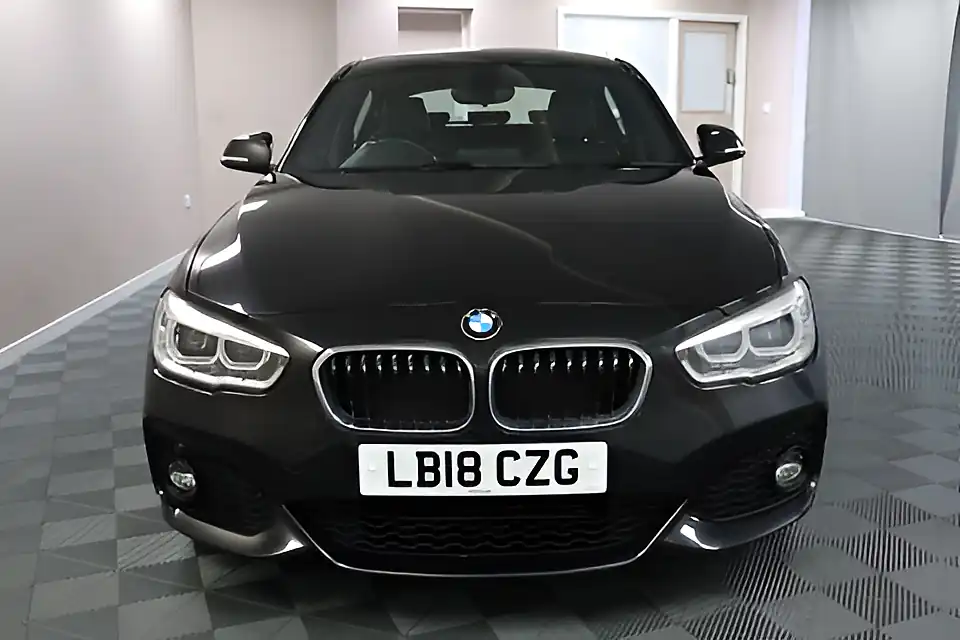 Used 2005 BMW 1 Series M Sport Black - Interior and Exterior details 3