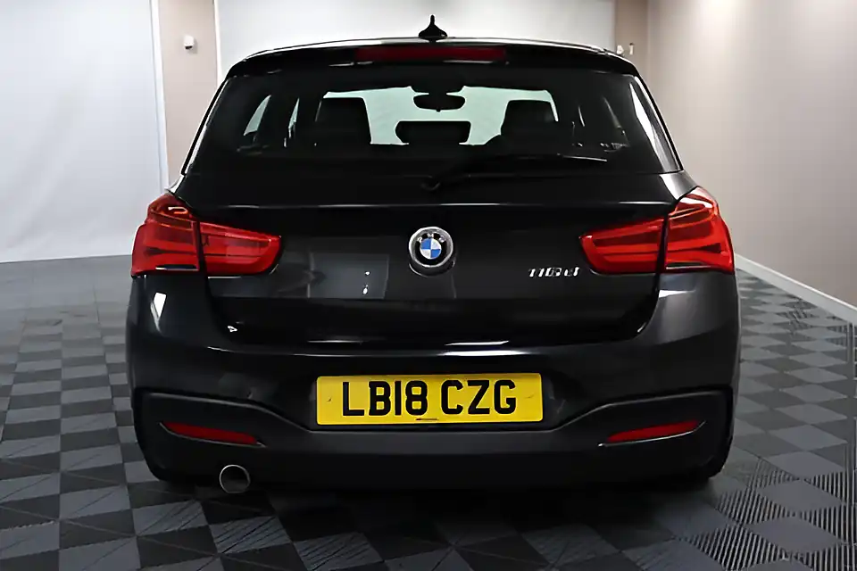 Used 2005 BMW 1 Series M Sport Black - Interior and Exterior details 8