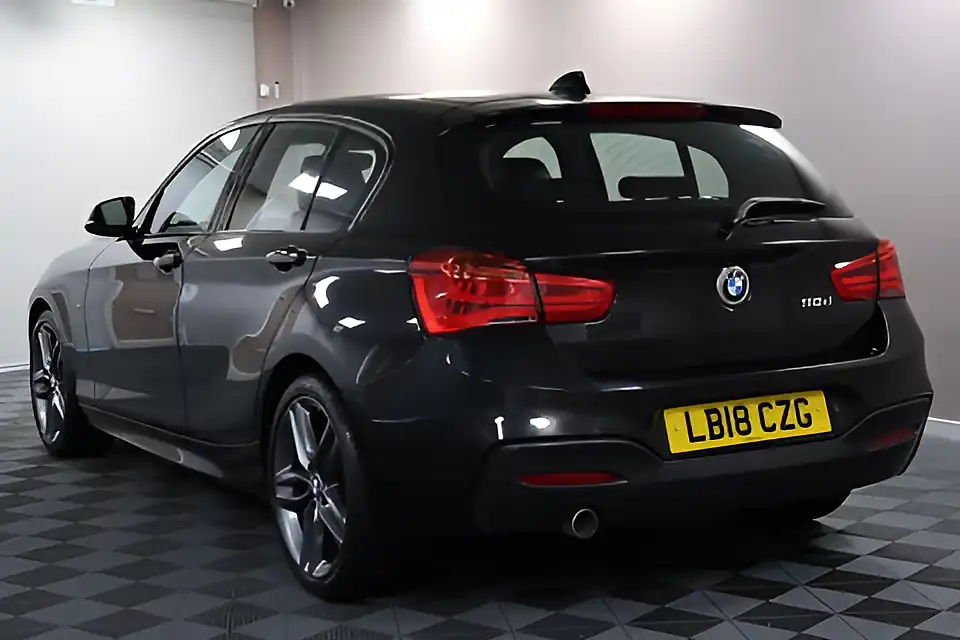 Used 2005 BMW 1 Series M Sport Black - Interior and Exterior details 9