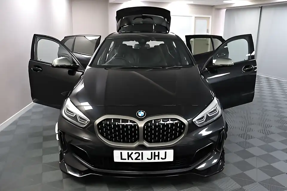 Used 2005 BMW 1 Series M135i Black Sapphire - Interior and Exterior details 5