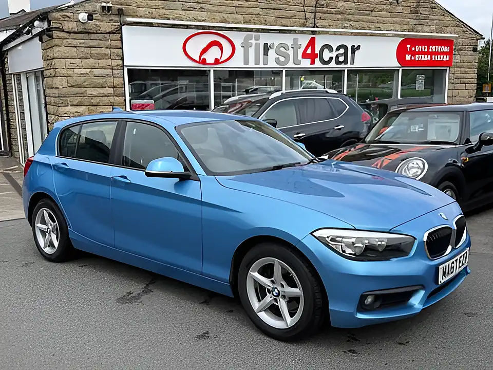 Used 2005 BMW 1 Series Se Blue - Front View