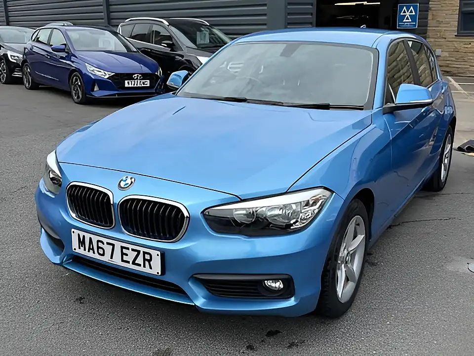 Used 2005 BMW 1 Series Se Blue - Interior and Exterior details 3