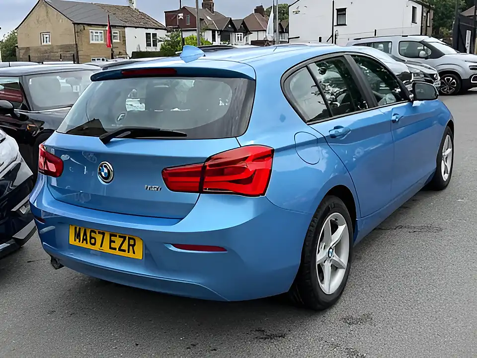 Used 2005 BMW 1 Series Se Blue - Interior and Exterior details 6