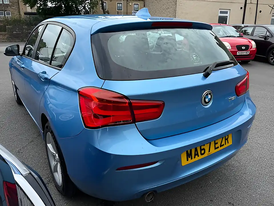 Used 2005 BMW 1 Series Se Blue - Interior and Exterior details 7