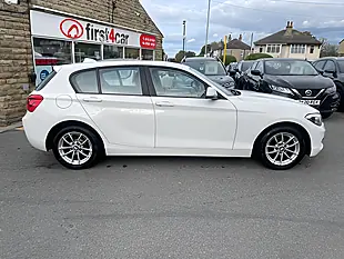 Used 2005 BMW 1 Series Se Business White - Interior and Exterior details 4