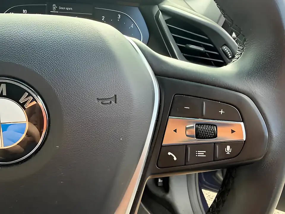 Used 2005 BMW 1 Series Sport Blue - Interior and Exterior details 12